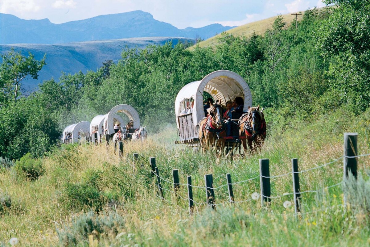 Bar T 5 Covered Wagon Cookout and Show