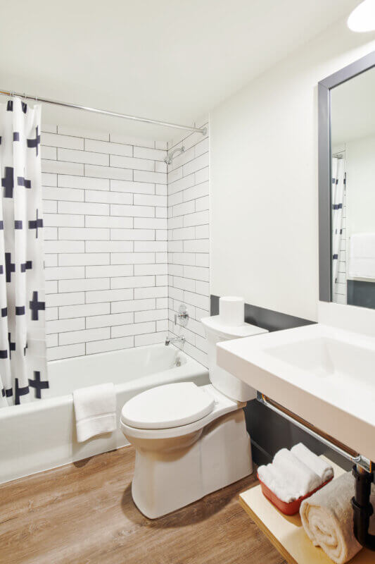 King Studio with Kitchen Bathroom